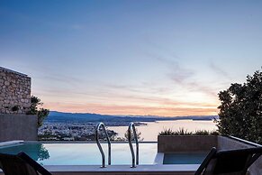 Omnia Villas