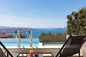 Omnia Villas