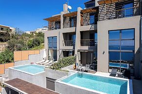 Omnia Villas