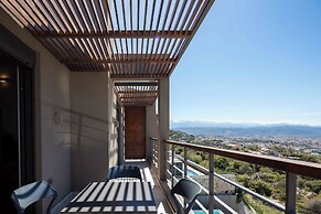 Omnia Villas