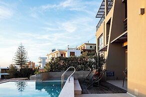 Omnia Villas