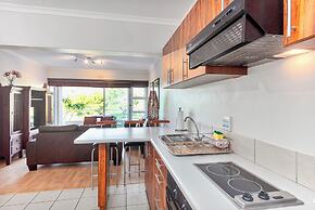 Mouille Point Mountain View 2 Bedroom