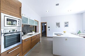 Villa With sea View and Private Pool