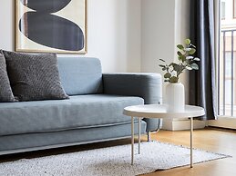 Leaves 2- Chic Apt for 8 Persons in Central Copenhagen