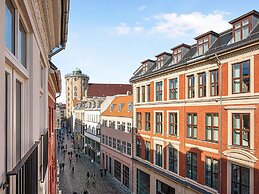 Leaves 2- Chic Apt for 8 Persons in Central Copenhagen