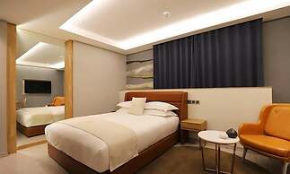 Dongdaegu Station Eastern Hotel
