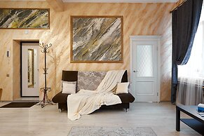 PaulMarie Apartments on Prs. Lenina