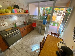 Los Nardos Hostel