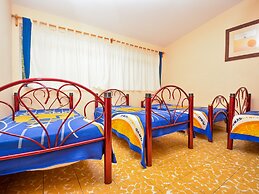 Los Nardos Hostel