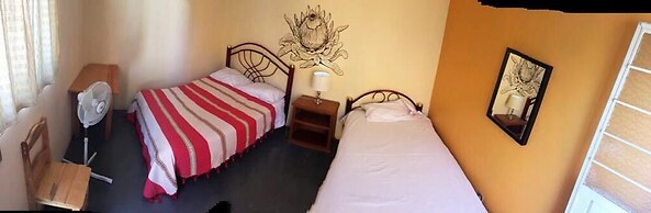 Los Nardos Hostel