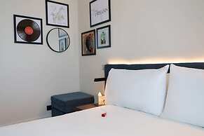 Hampton by Hilton Ashford International