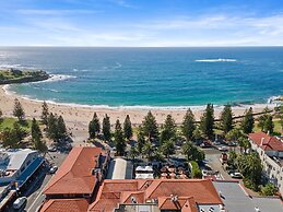 Coogee Bay Hotel