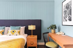 Coogee Bay Hotel
