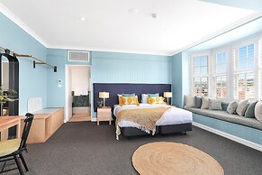 Coogee Bay Hotel
