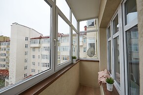 PaulMarie Apartments on prs. Lenina
