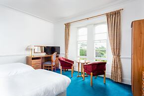 Abbey Lawn Hotel