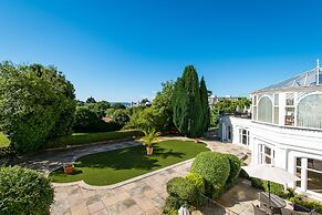 Abbey Lawn Hotel