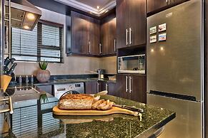 Bay Point Apartment on Beach Road