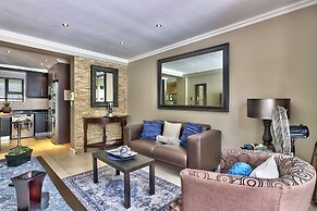 Bay Point Apartment on Beach Road