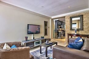 Bay Point Apartment on Beach Road