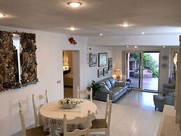 Villa Mica