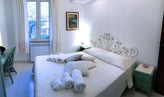 Villa Mica
