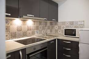 Serious Job Apartment