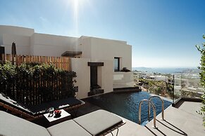 Apikia Santorini - Adults Only