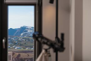 Apikia Santorini - Adults Only