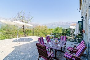 Stone House Dimato