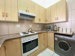 Searle's Manor - Apt 13