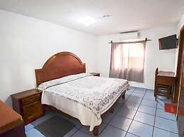 Hotel Posadas Ocampo Rotamundos