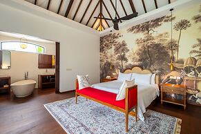 Contemporary Private Villa, 4 BR, Canggu With Staff