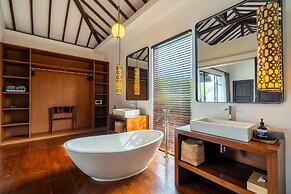 Contemporary Private Villa, 4 BR, Canggu With Staff
