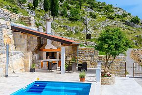 Stone House Kuna