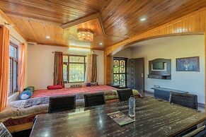 Oak Climbing Resort