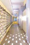 Deluxe City Center Blue Apartment