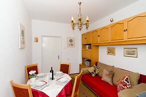 Apartman Red Orange