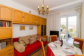 Apartman Red Orange