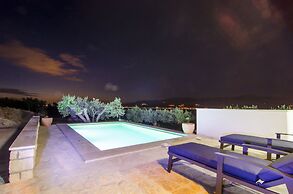 Holiday Home Bliss