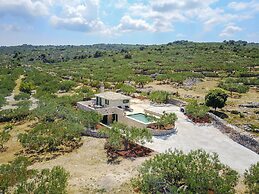 Holiday Home Bliss