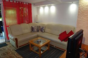 Apartment Dunny
