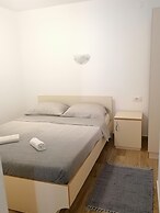 Apartment Dunny