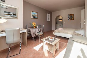 Apartments Karmen 1