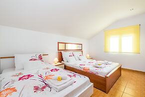 Apartment Lorena