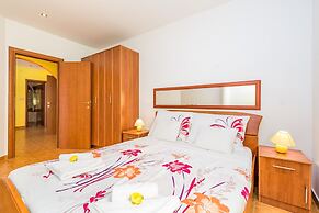 Apartment Lorena