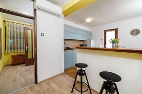 Apartment Kompes