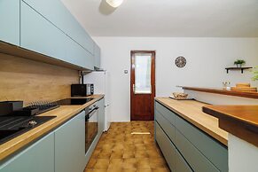 Apartment Kompes