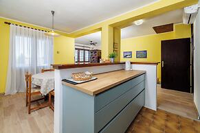 Apartment Kompes