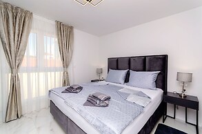 Apartments Crystal Luxury